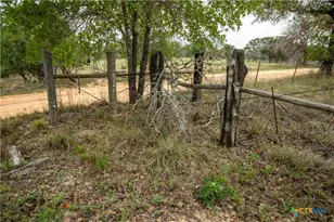 132 Roemer Ln, Floresville, TX 78114 - Photo 33
