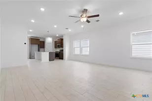 385 Dobson, Killeen, TX 76542 - Photo 11