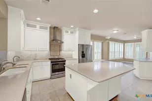 21107 Paradise Pass, Garden Ridge, TX 78266 - Photo 17