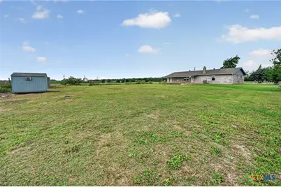 9406 N Highway 77, Burlington, TX 76519 - Photo 9