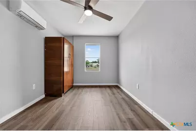 9406 N Highway 77, Burlington, TX 76519 - Photo 39