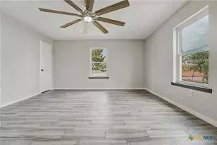 9406 N Hwy 77, Burlington, TX 76519 - Photo 33