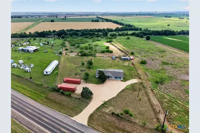 9406 N Highway 77, Burlington, TX 76519 - Photo 13