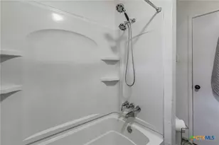 13273 Estate Trail, Belton, TX 76513 - Photo 19