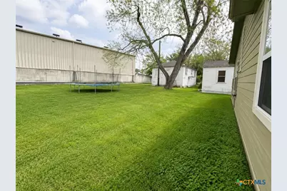310 N La Grange Street, Hallettsville, TX 77964 - Photo 7