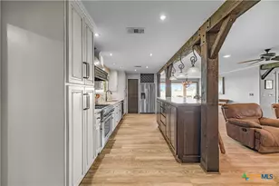 8359 Lower Mission Valley Rd, Victoria, TX 77905 - Photo 11