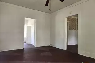 1014 S 29th St, Temple, TX 76504 - Photo 5