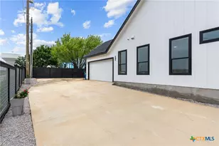 2204 Magnolia Dr, Round Rock, TX 78664 - Photo 45