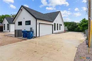 2204 Magnolia Dr, Round Rock, TX 78664 - Photo 43