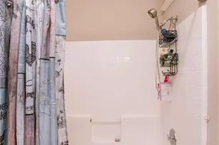 208 Yellowstone Dr, Victoria, TX 77904 - Photo 15