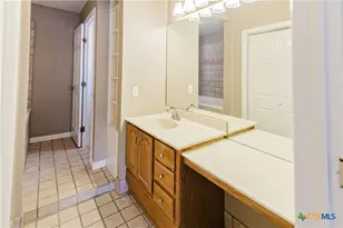 103 Poenitsch St, Cuero, TX 77954 - Photo 13