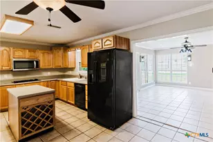 103 Poenitsch St, Cuero, TX 77954 - Photo 15