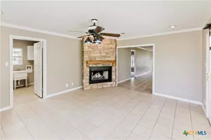 103 Poenitsch St, Cuero, TX 77954 - Photo 17