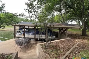 1128 Hill Cir E Dr, Granite Shoals, TX 78654 - Photo 13