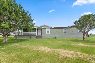 1845 Royal Rd, Port Lavaca, TX 77979 - Photo 9