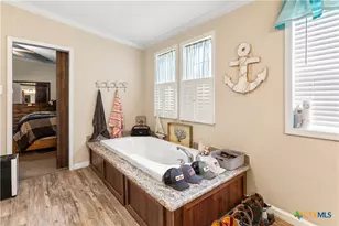 1845 Royal Rd, Port Lavaca, TX 77979 - Photo 11