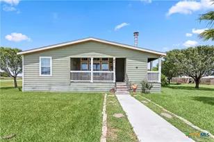 1845 Royal Rd, Port Lavaca, TX 77979 - Photo 1