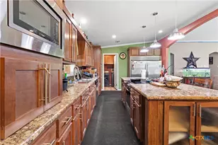1845 Royal Rd, Port Lavaca, TX 77979 - Photo 19