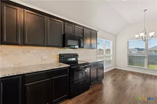 4124 Riata Ranch Rd, Waco, TX 76705 - Photo 5