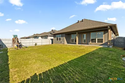 4124 Riata Ranch Road, Waco, TX 76705 - Photo 17
