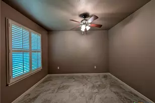 551 Terminal Loop Rd, Mcqueeney, TX 78123 - Photo 21