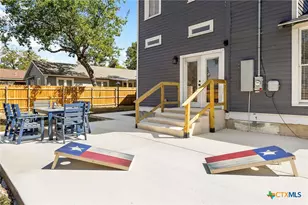 400 N Bowie St, Seguin, TX 78155 - Photo 43