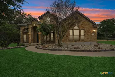 865 Santa Cruz, New Braunfels, TX 78132 - Photo 3