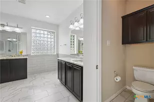 865 Santa Cruz, New Braunfels, TX 78132 - Photo 21