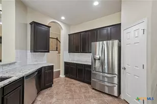 865 Santa Cruz, New Braunfels, TX 78132 - Photo 9