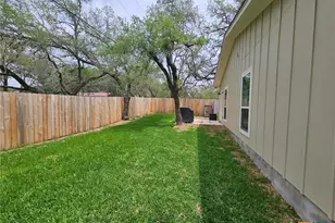 1095 Diamondhead Dr, Canyon Lake, TX 78133 - Photo 5