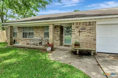 1002 S 2nd Street, Ganado, TX 77962 - Photo 5
