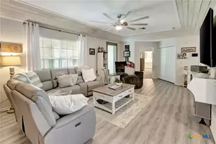 1002 S 2nd St, Ganado, TX 77962 - Photo 9