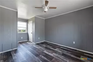 1210 Cloud St, Lampasas, TX 76550 - Photo 19