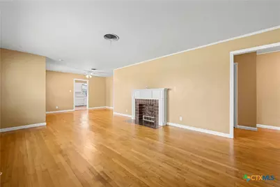 1803 S 15th Street, Temple, TX 76504 - Photo 3