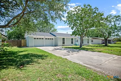 210 Travis Street, Port Lavaca, TX 77979 - Photo 29