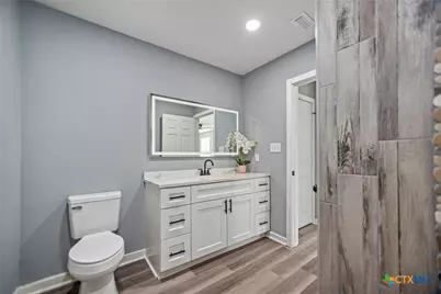 210 Travis Street, Port Lavaca, TX 77979 - Photo 13