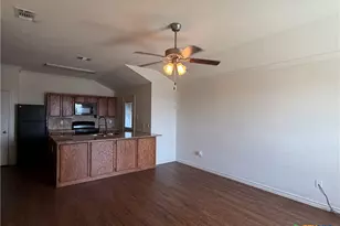 403 Olaf Dr, Temple, TX 76504 - Photo 5