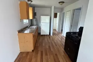 605 S Guadalupe St, Port Lavaca, TX 77979 - Photo 5