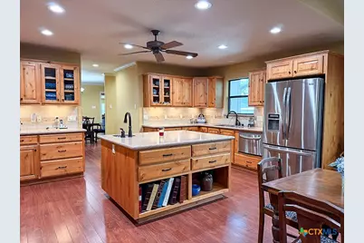 1329 Donovan Street, Gonzales, TX 78629 - Photo 11