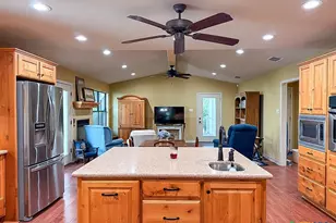 1329 Donovan St, Gonzales, TX 78629 - Photo 13