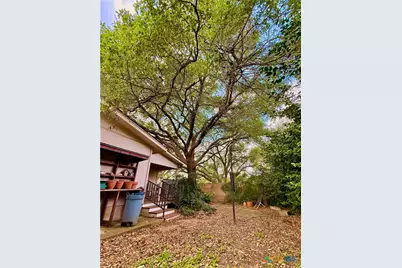 1329 Donovan Street, Gonzales, TX 78629 - Photo 39