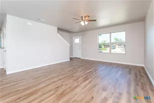 2542 Leroy Ln, Belton, TX 76513 - Photo 3