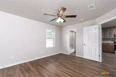 2361 S Wall Street #A, Belton, TX 76513 - Photo 9