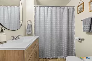 501 N Penelope St, Belton, TX 76513 - Photo 17