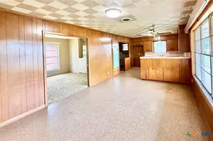 1396 Loop 522, Ganado, TX 77962 - Photo 9
