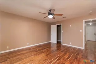 851 Camel Back Dr, New Braunfels, TX 78130 - Photo 13