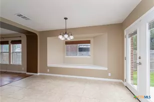 851 Camel Back Dr, New Braunfels, TX 78130 - Photo 7