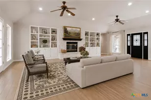 642 Phantom Rider Trail, Spring Branch, TX 78070 - Photo 3