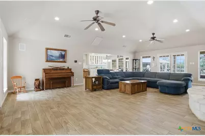 642 Phantom Rider Trail, Spring Branch, TX 78070 - Photo 11