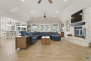 642 Phantom Rider Trail, Spring Branch, TX 78070 - Photo 41